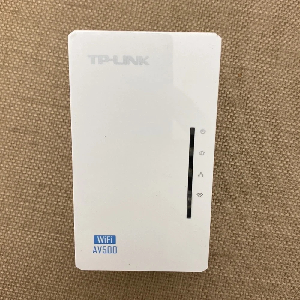 TP-Link Powerline/Nano Powerline Adapter & Extender Bundle - Picture 5 of 9